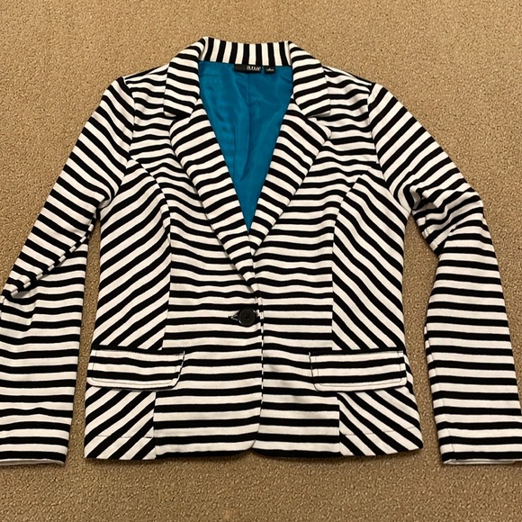 A.n.a Black & White Stripe Blazer - Picture 3 of 9